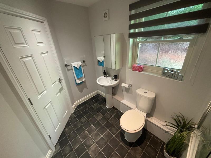 Photo of FB - 9 North Grange Road, LS6 2BR