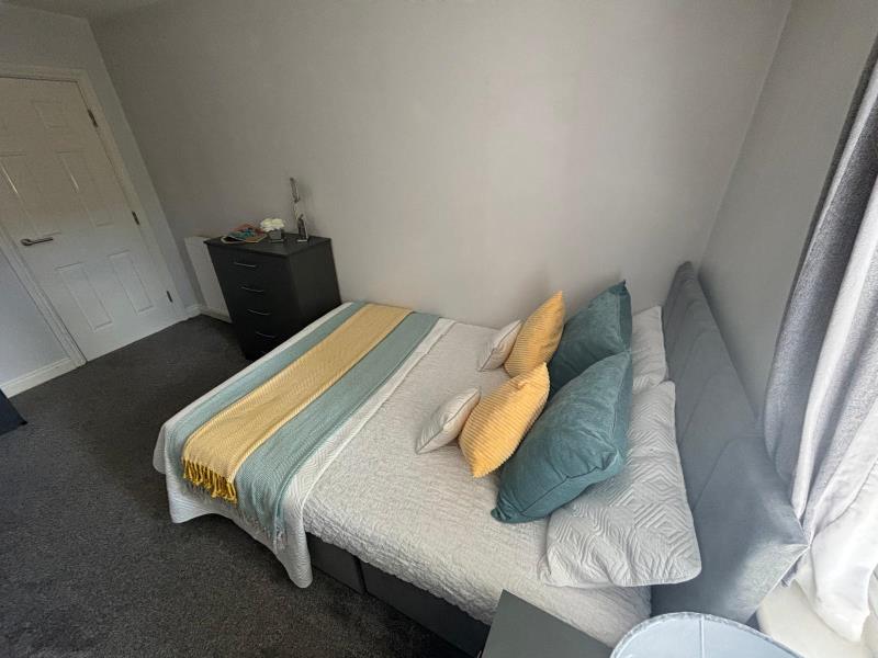 Photo of FB - 9 North Grange Road, LS6 2BR