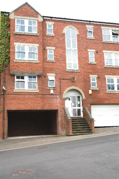 Photo of 48 The Cricketers, LS5 3RL