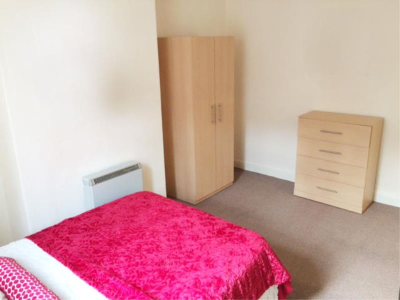 Photo of 11 Glebe Avenue, LS5 3HN