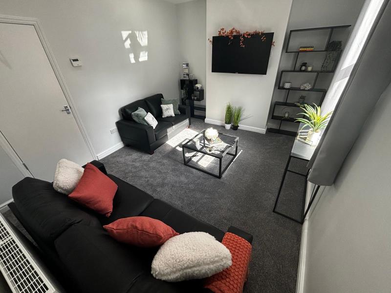 Photo of 2 Granby Grove, LS6 3BE