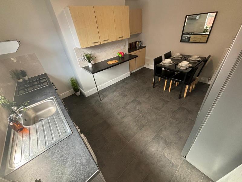 Photo of 2 Granby Grove, LS6 3BE